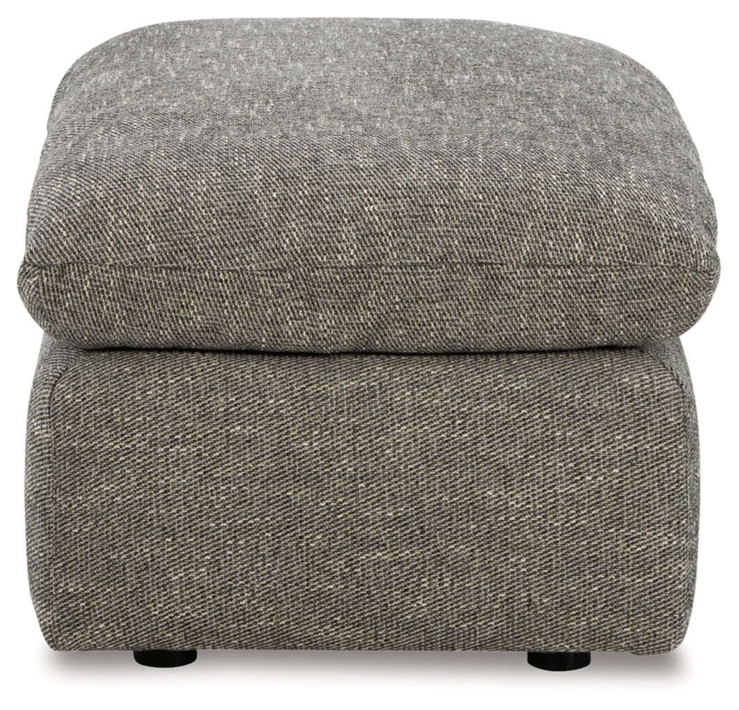 Dramatic Ottoman