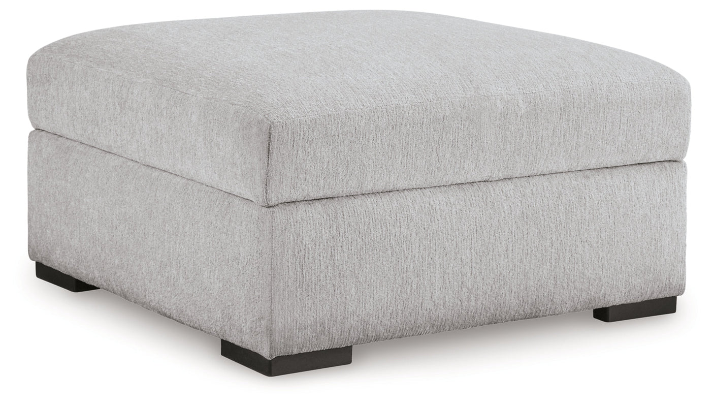 Gabyleigh Ottomans