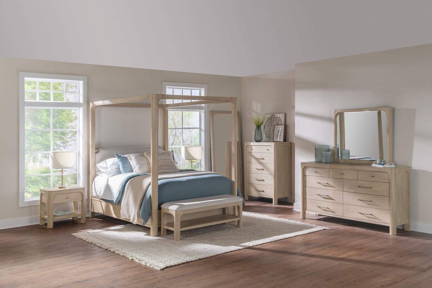 Solano 85-inch Canopy Bed Weathered Mango