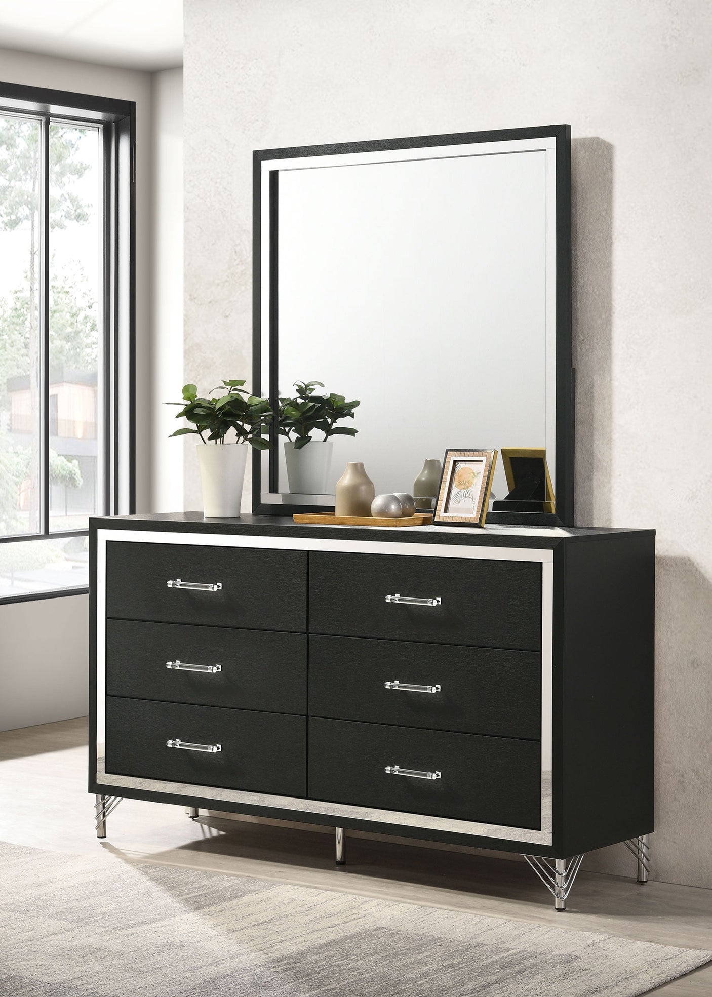 Lucia Dresser with Mirrors