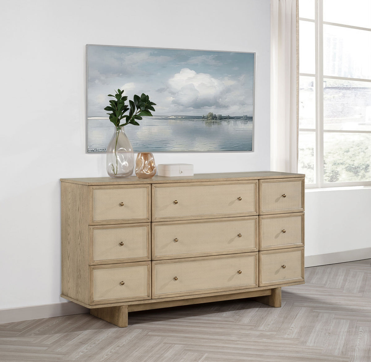Kailani Dressers