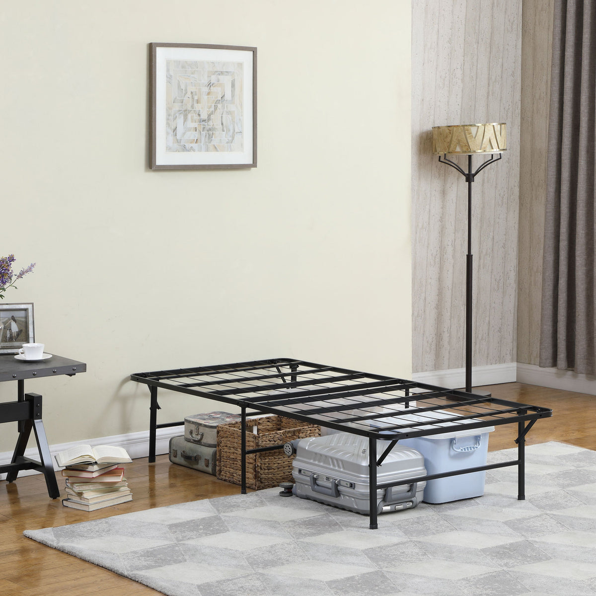 Mabel Foldable Metal Foundations