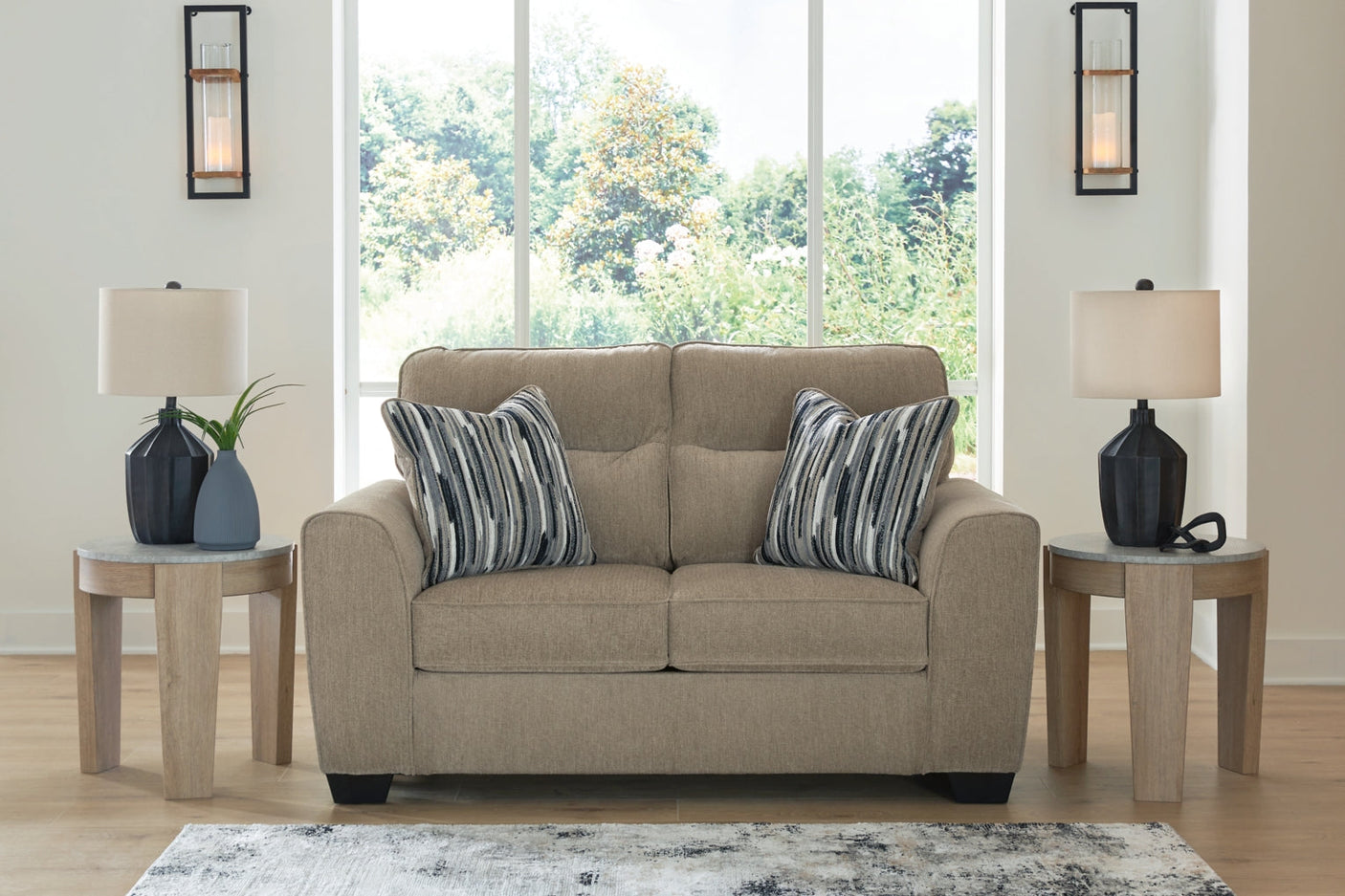 Olten Loveseat