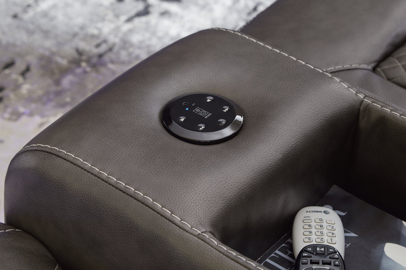 Fyne-Dyme Reclining Loveseats