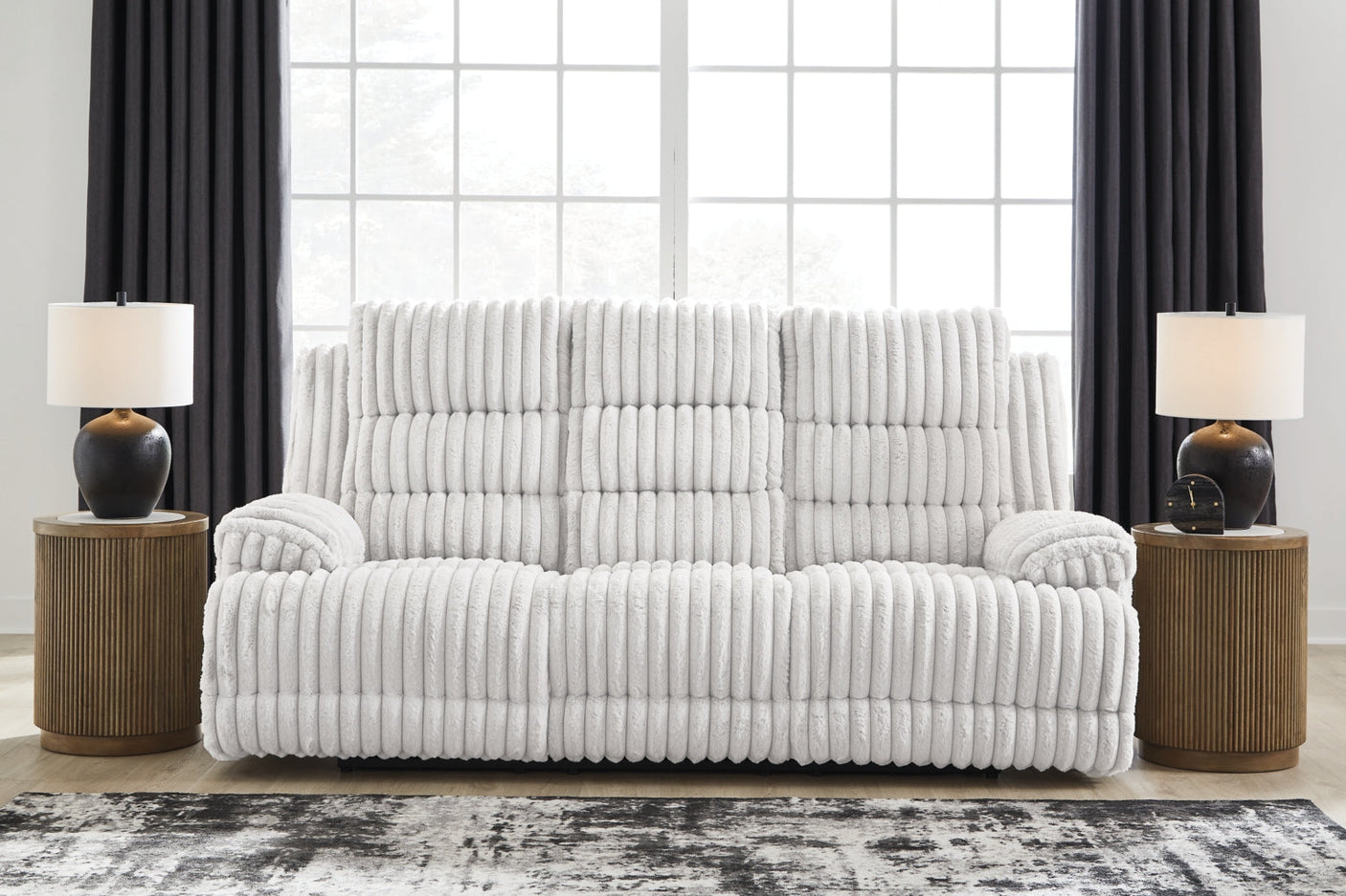 Technique Reclining Power Sofa w/Drop Down Table