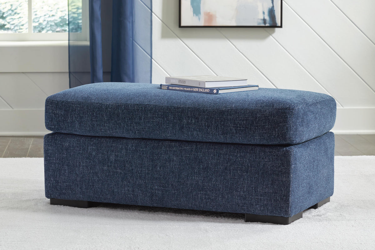 Evansley Ottomans