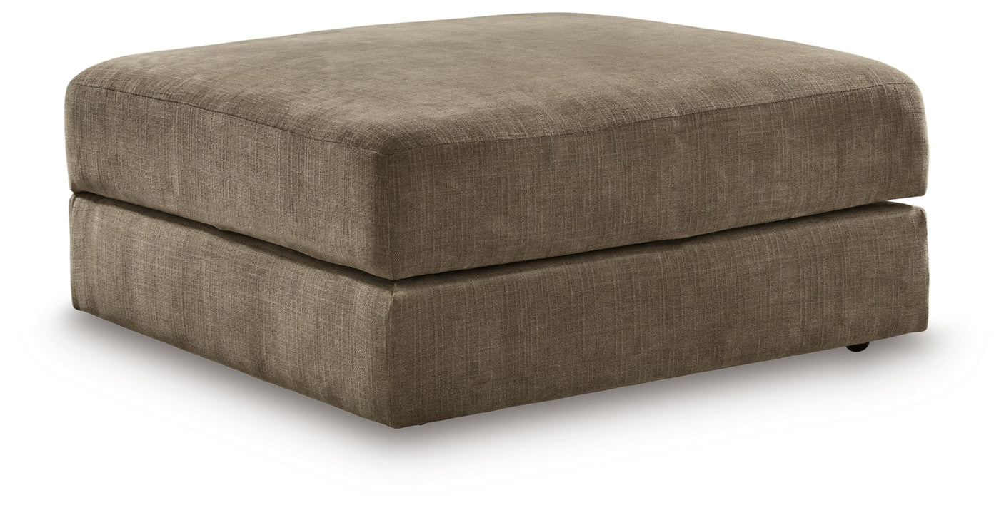 Camellia-Court Ottomans