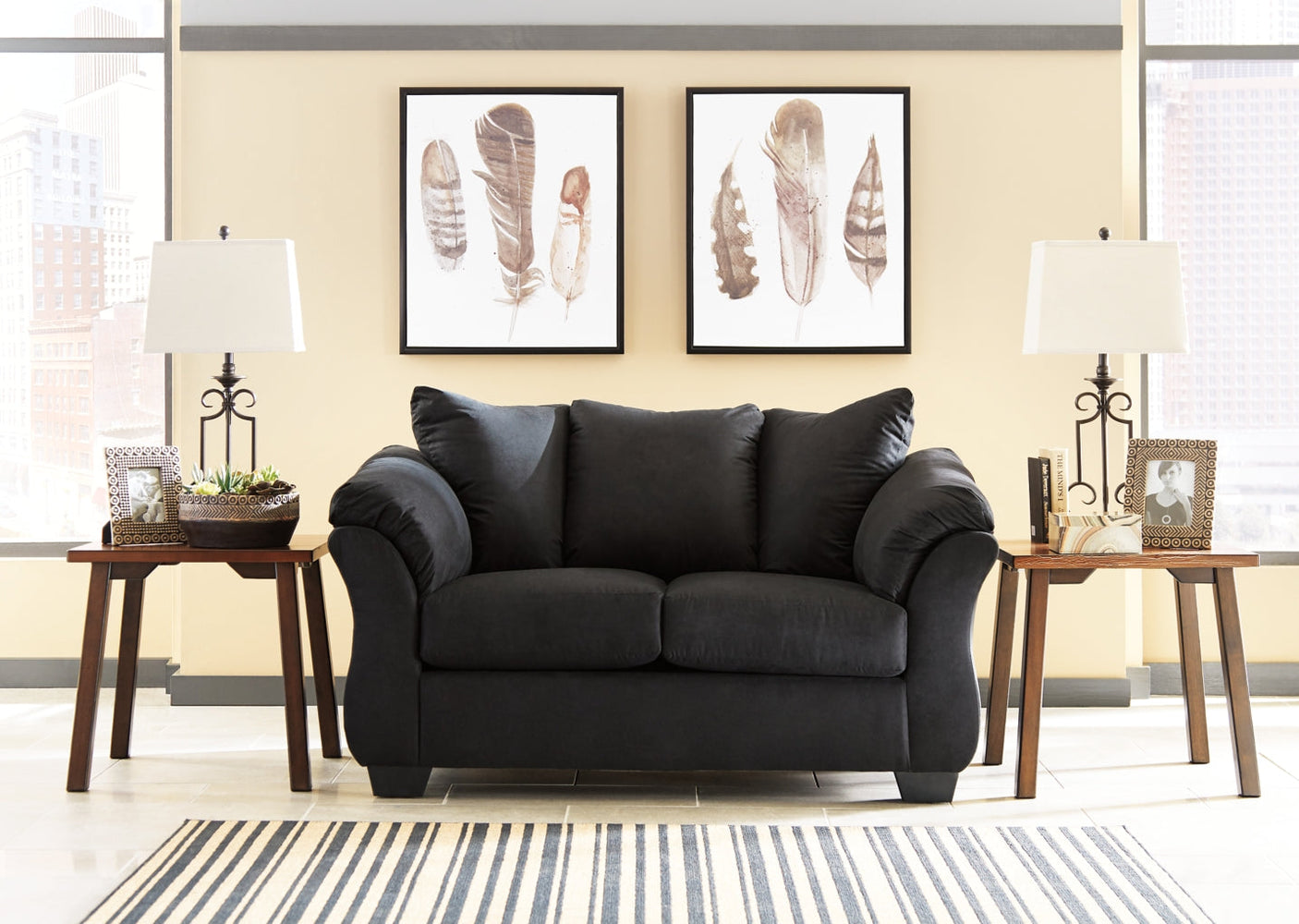 Darcy Loveseat