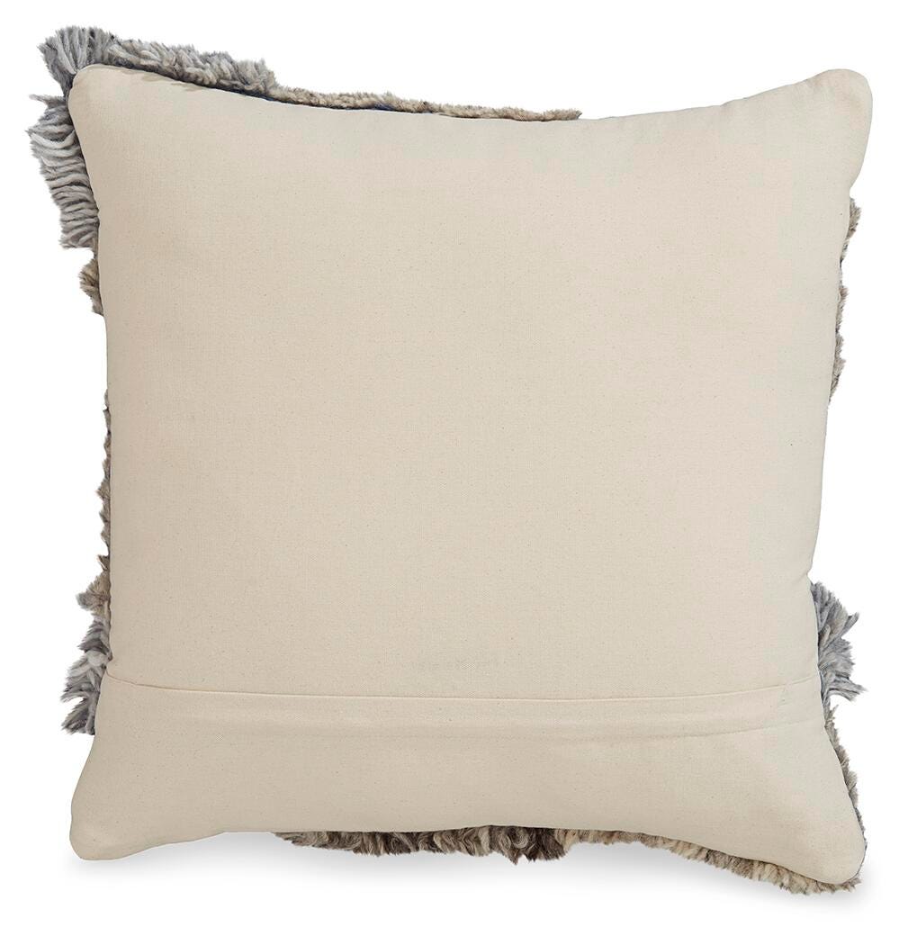 Gibbend Accent Pillows