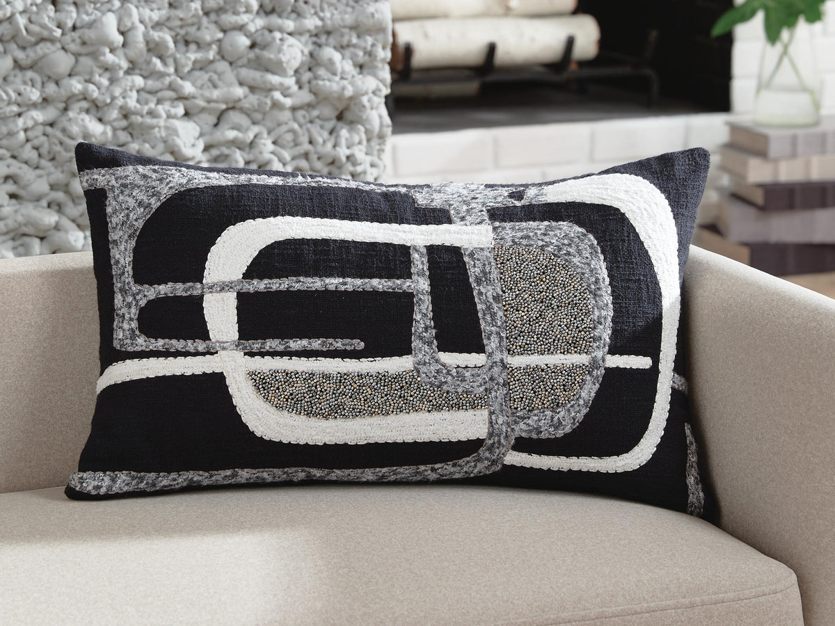 Gavrileigh Accent Pillows
