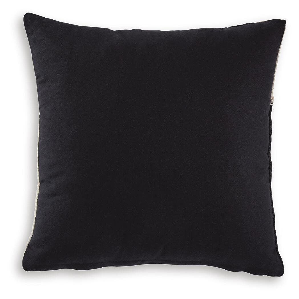 Veerbank Accent Pillows