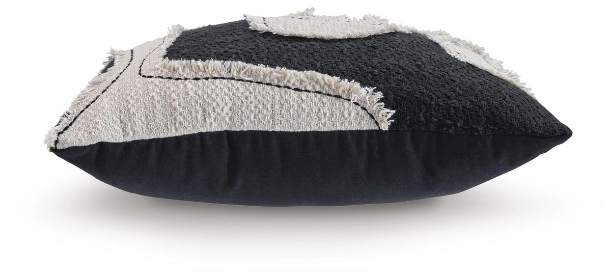 Veerbank Accent Pillows