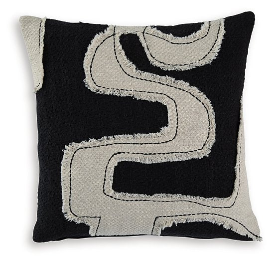 Veerbank Pillow (Set of 4)
