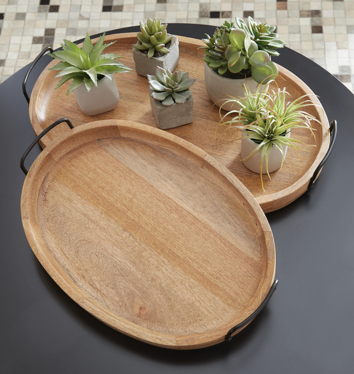 Jocelyne Bowls & Trays