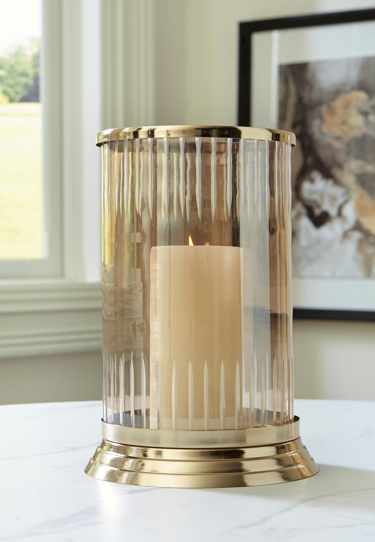Aavinson Candles & Candle Holders