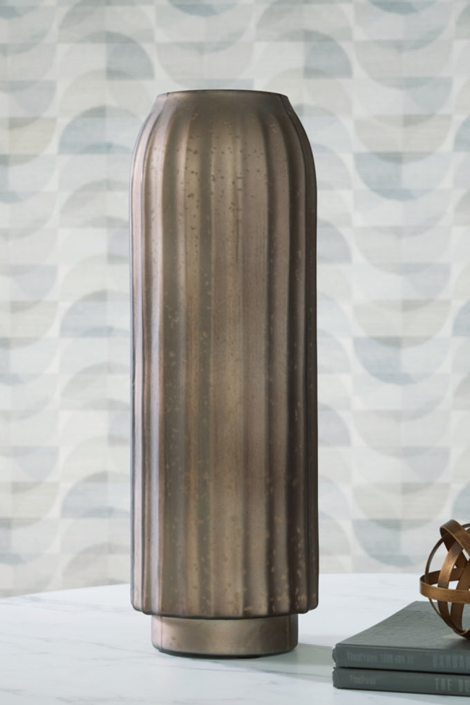 Briarcott Vases