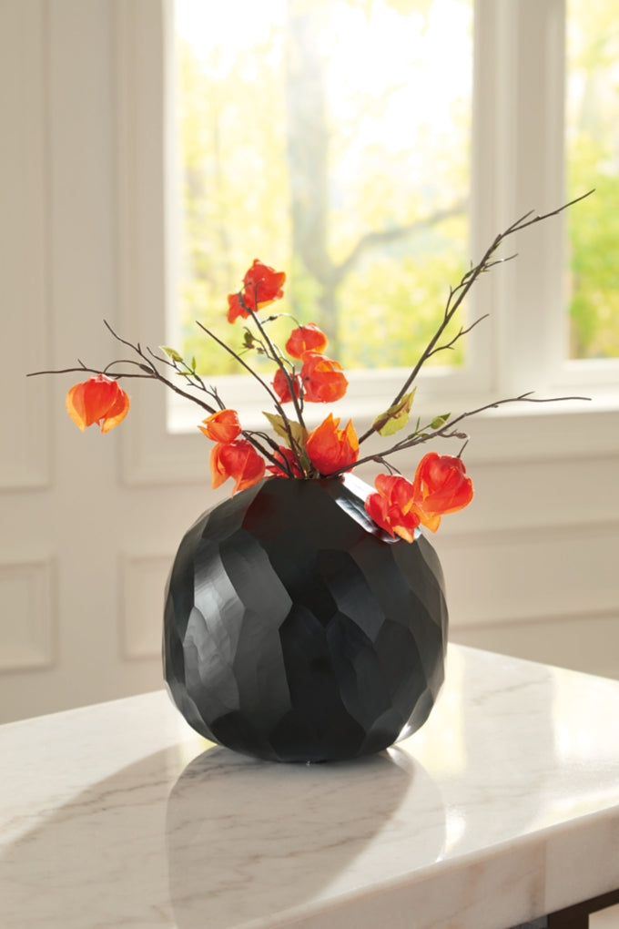 Ryanford Vases