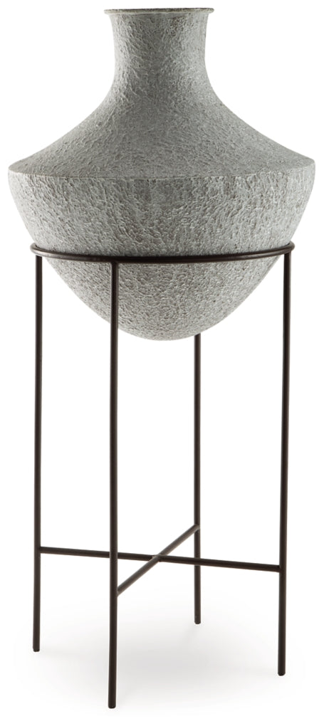 Estonbank Vases