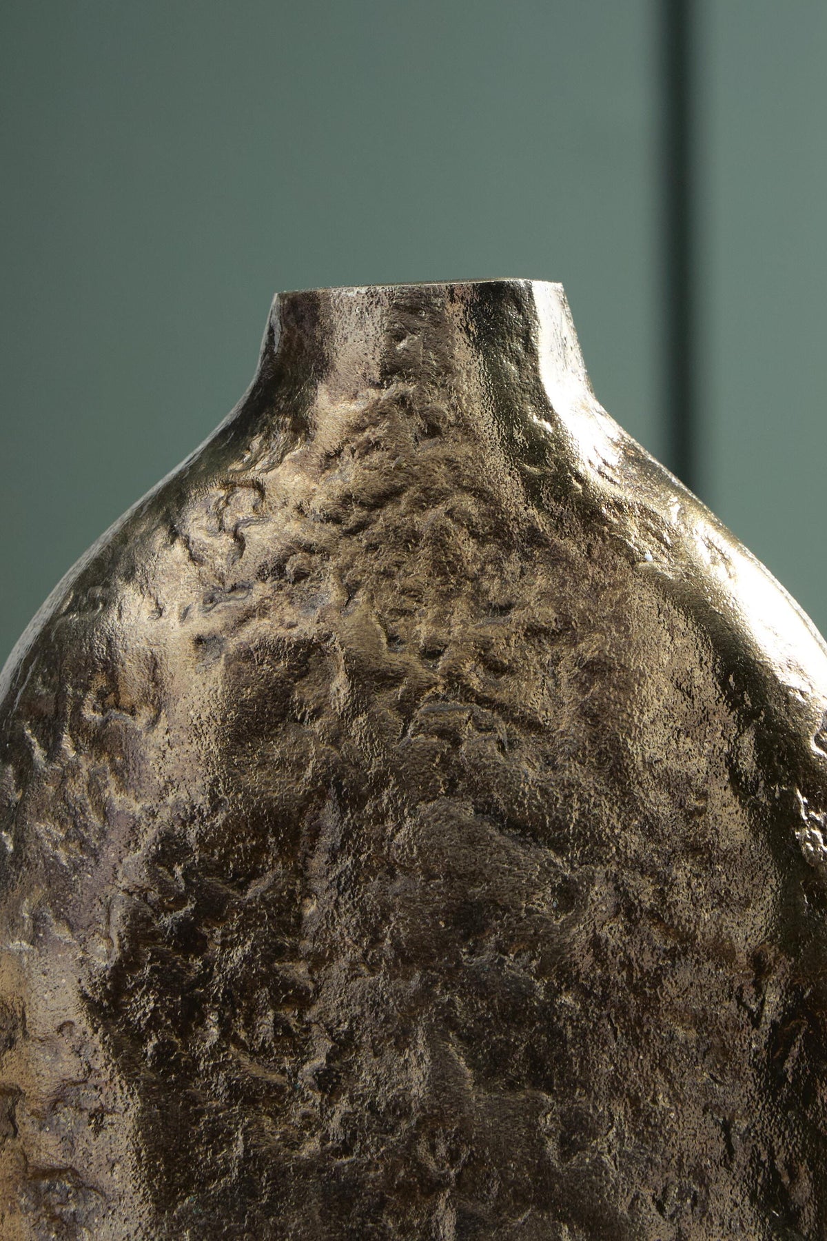 Wallmond Vases