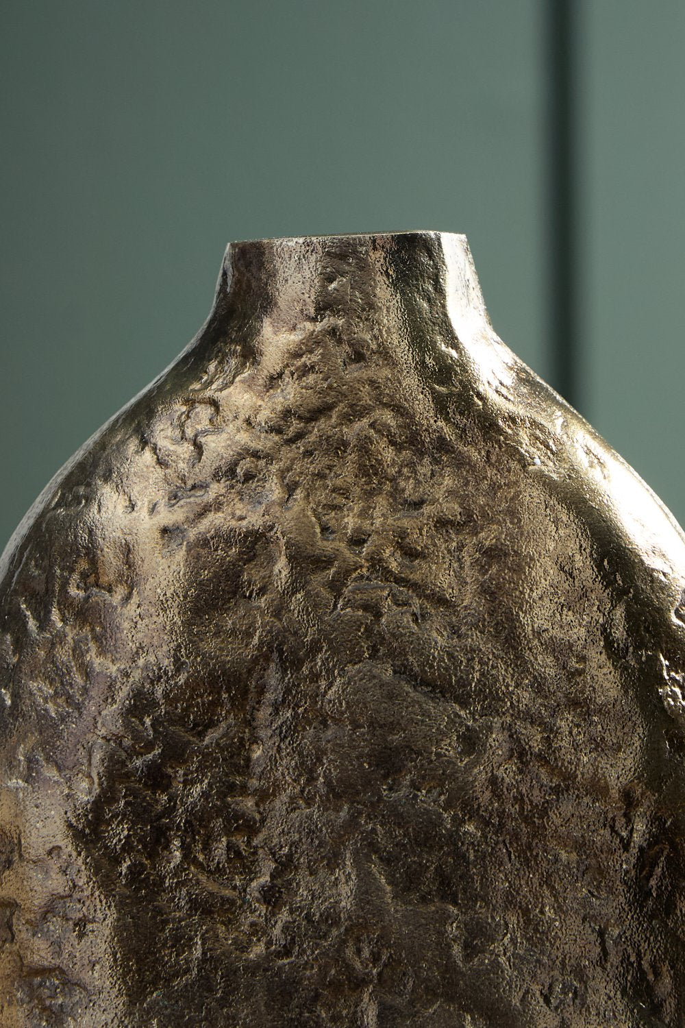 Wallmond Vase