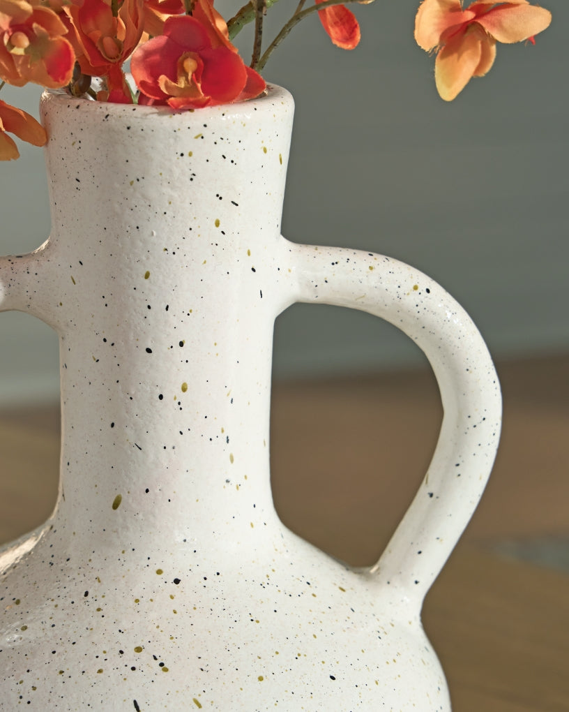 Dallinworth Vases