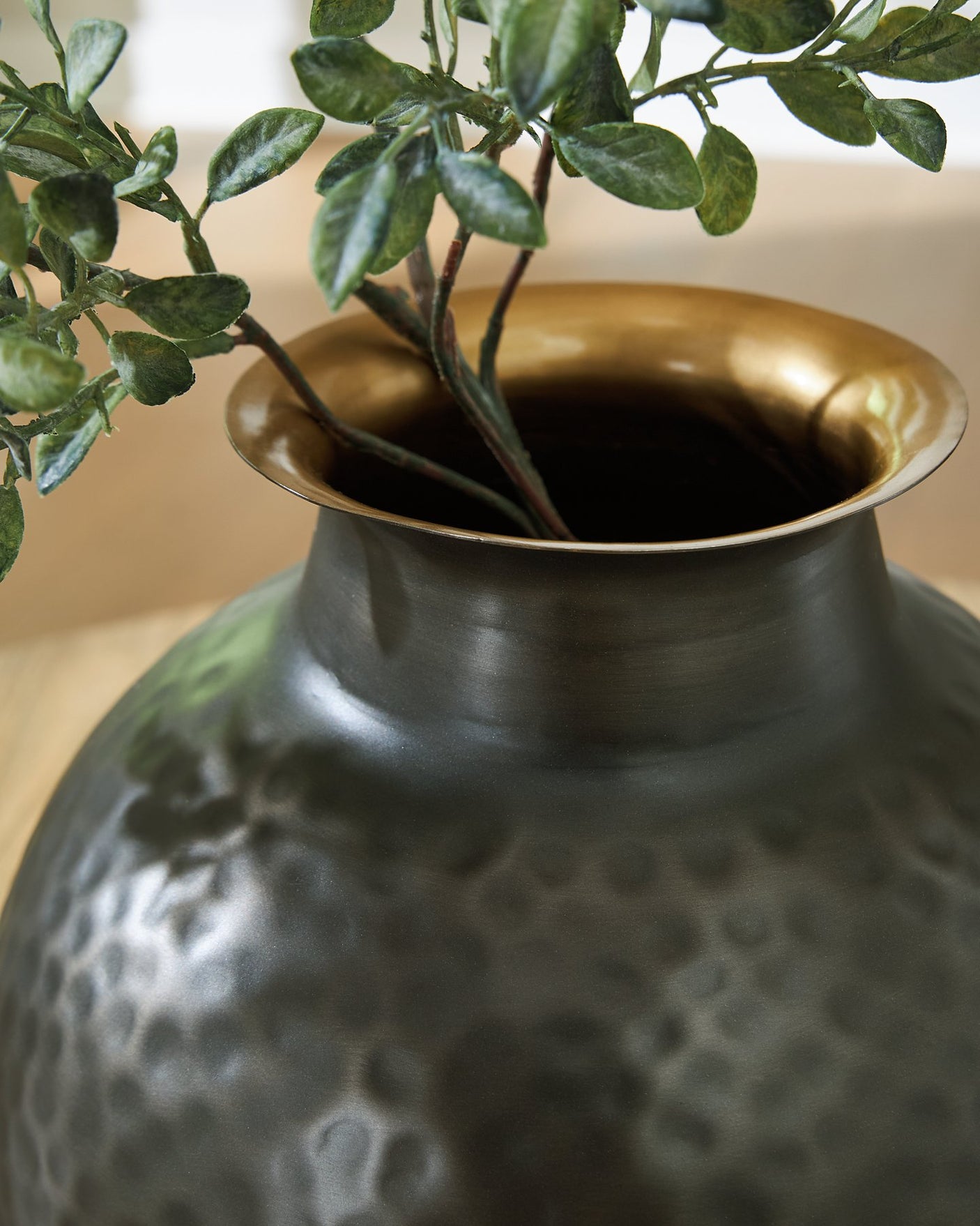 Woody Vase