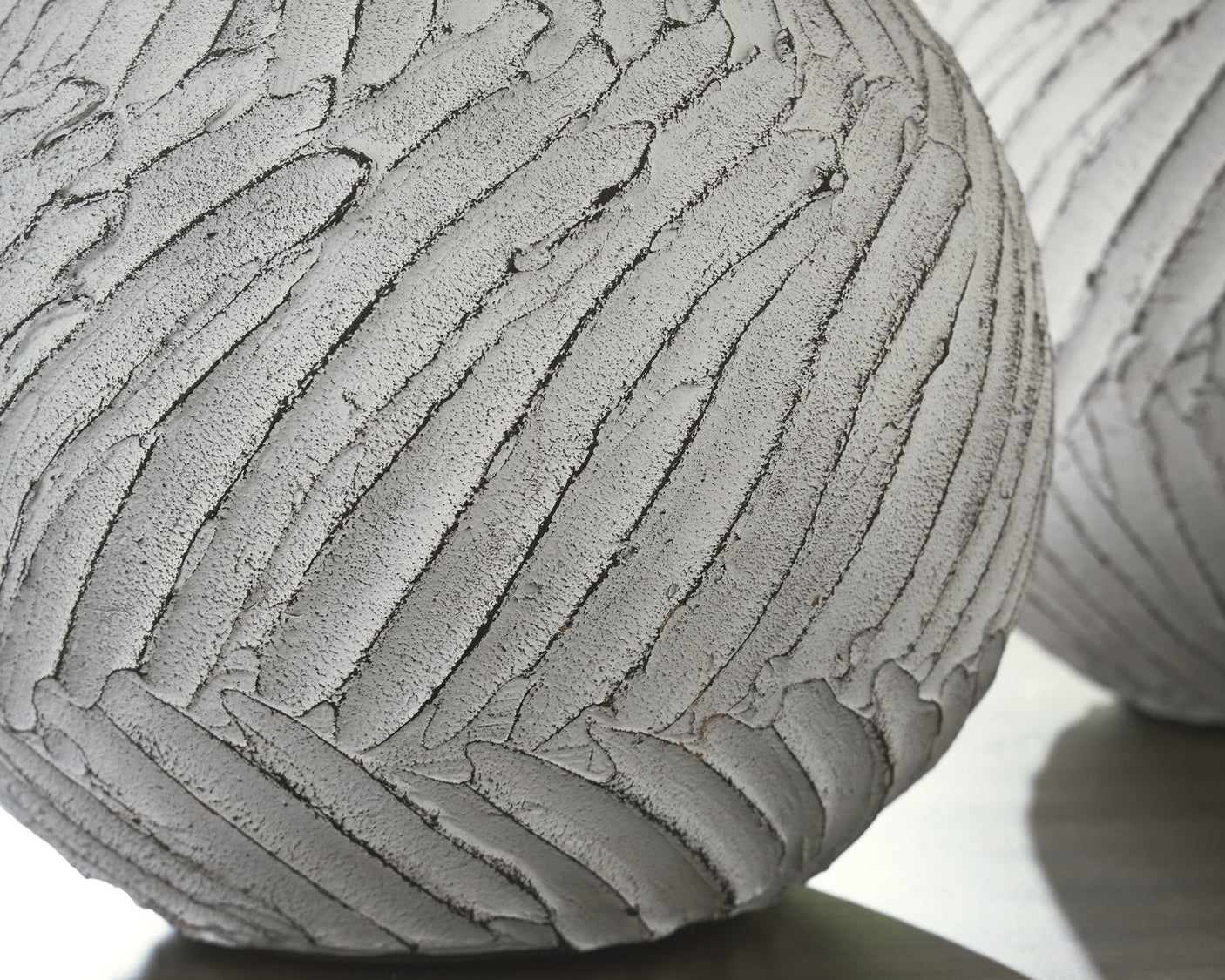Shelvie Vase