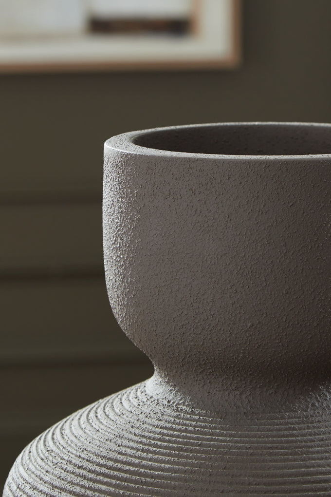 Dalsen Vases