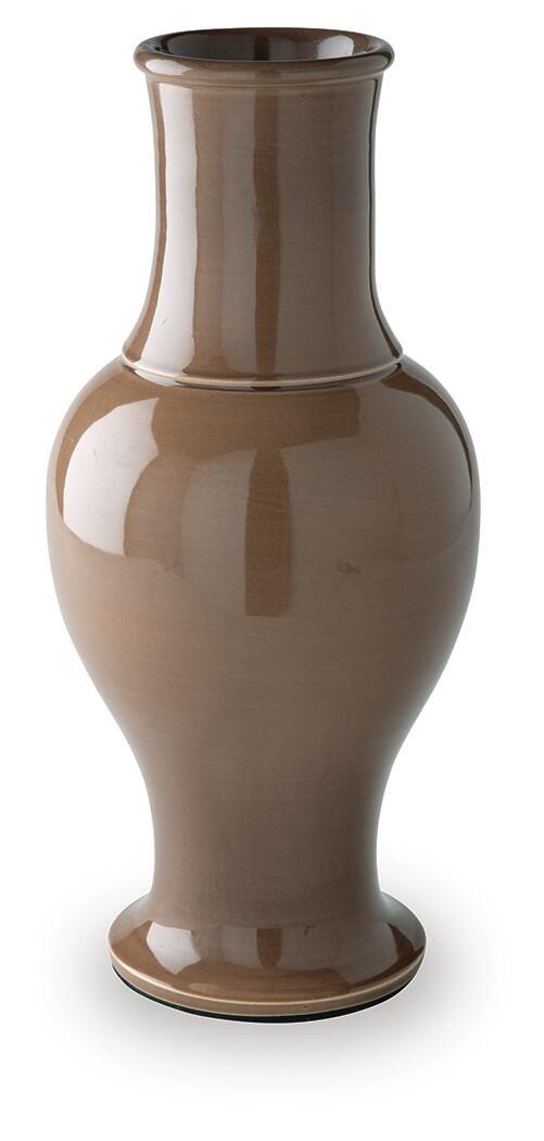 Tillmer Vases