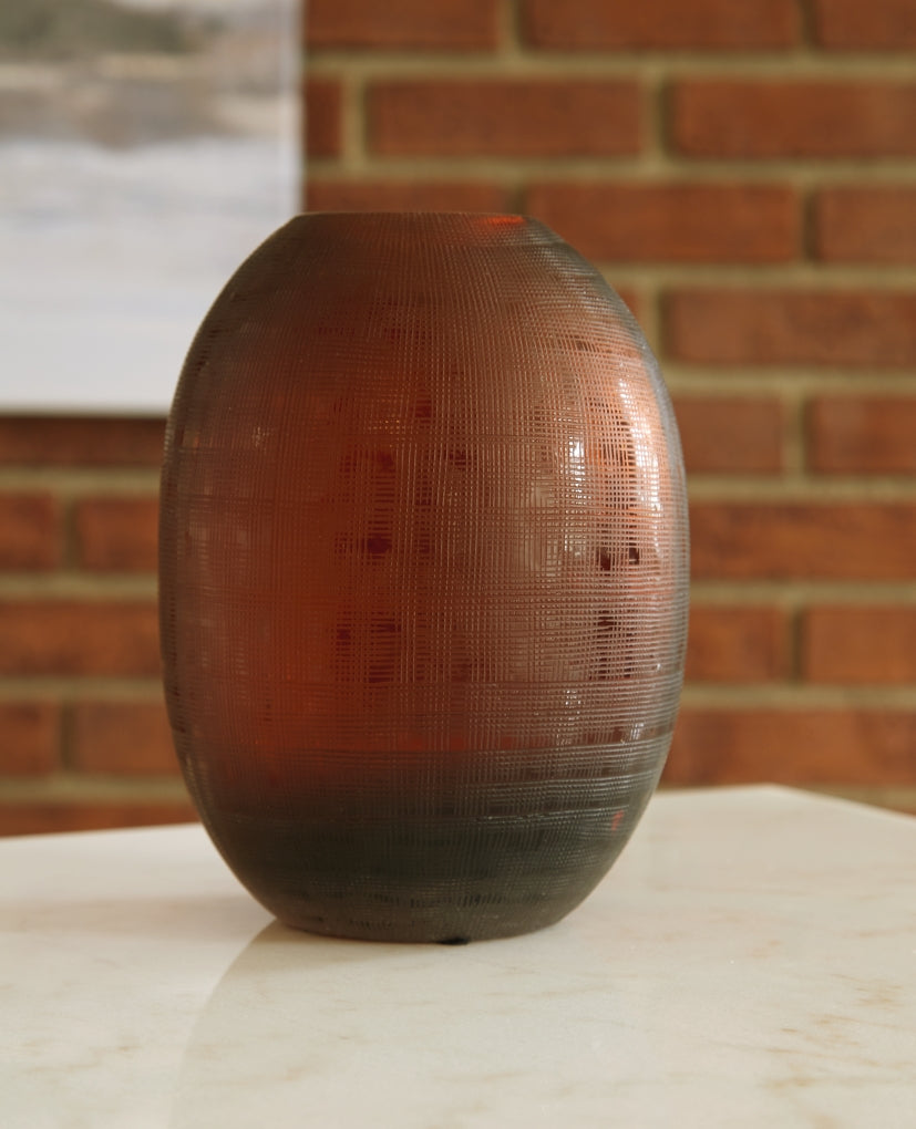 Embersen Vases