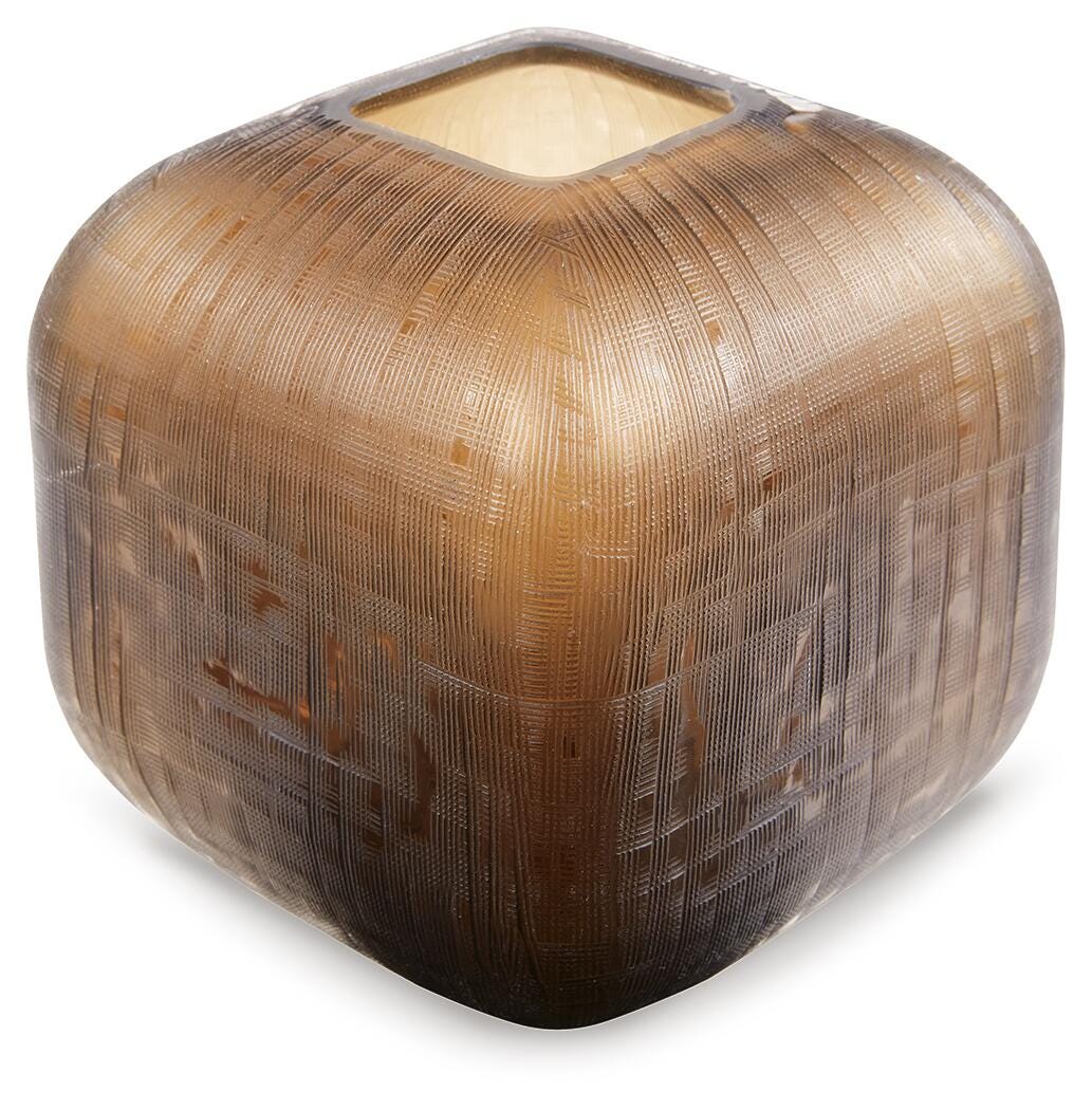 Capard Vases