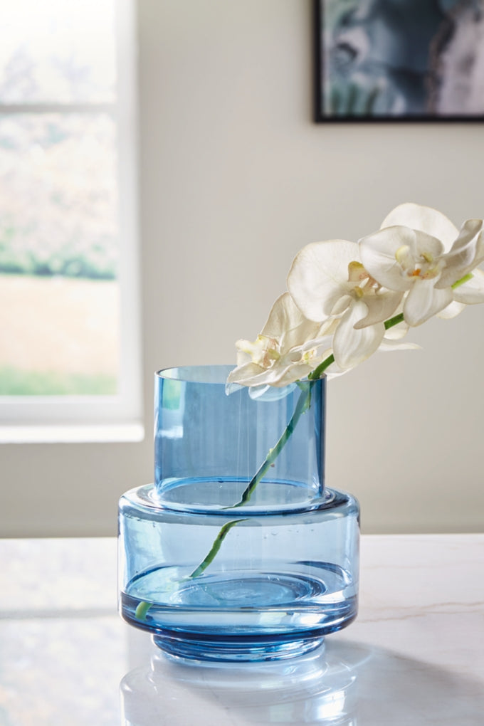 Bealen Vases