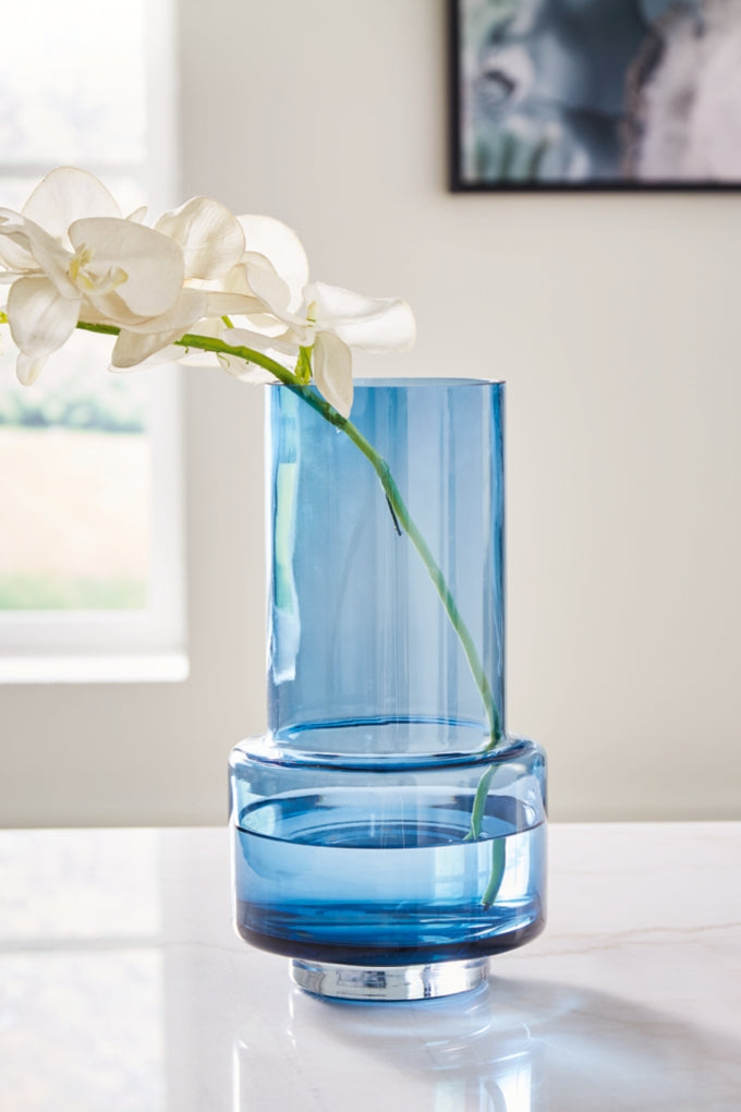 Bealen Vases