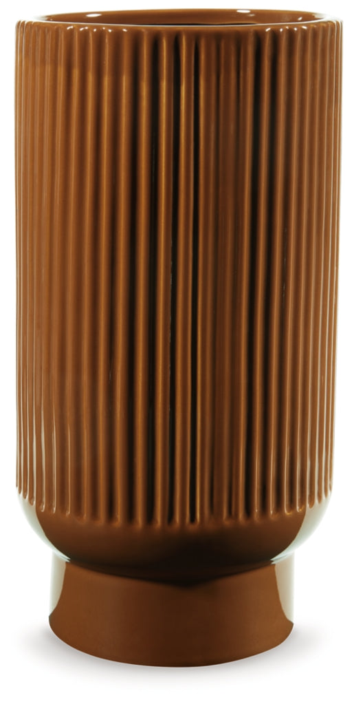 Avalyah Vases
