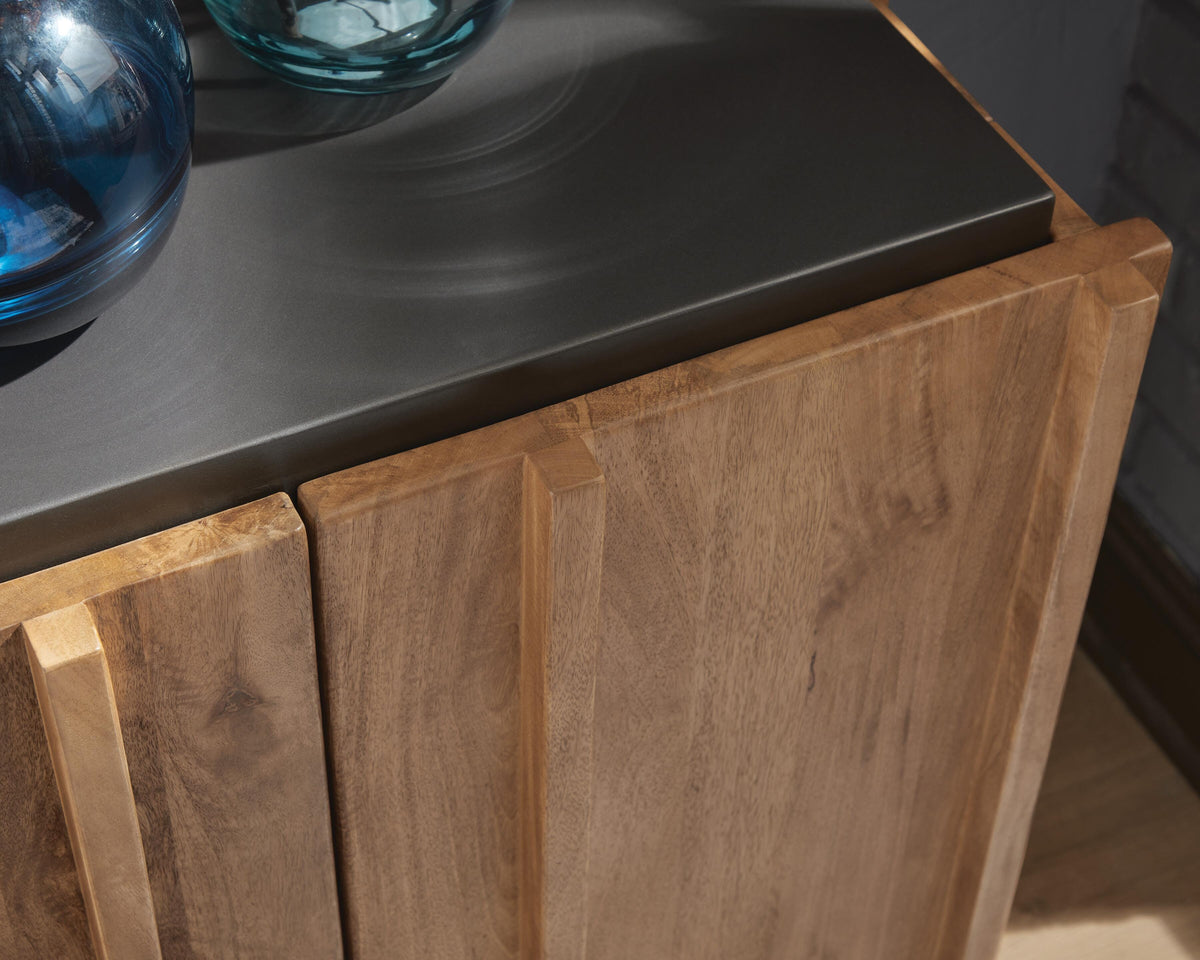 Quintavious Accent Cabinets