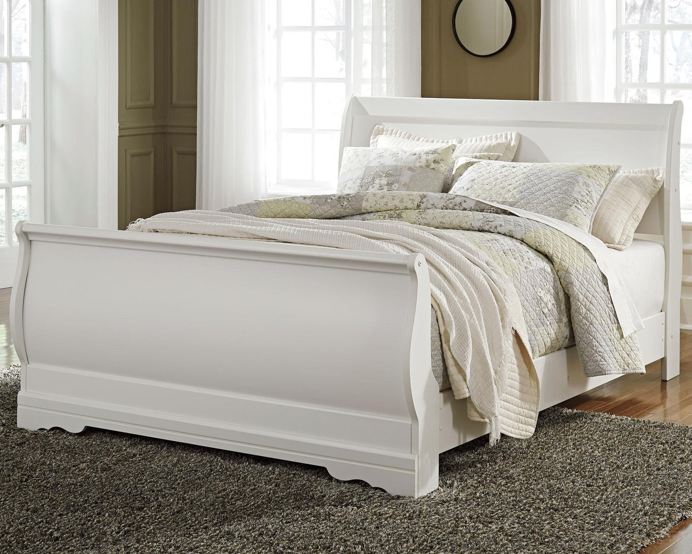 Anarasia Sleigh Bed