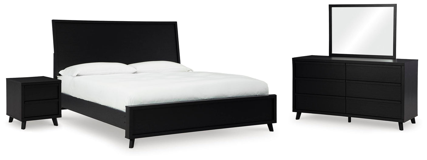Danziar Panel Bed Bedroom Set