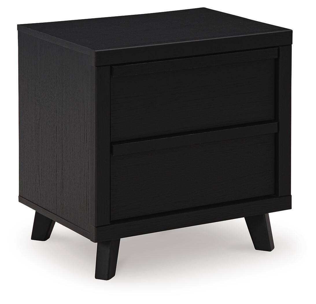 Danziar Panel Bed Bedroom Set