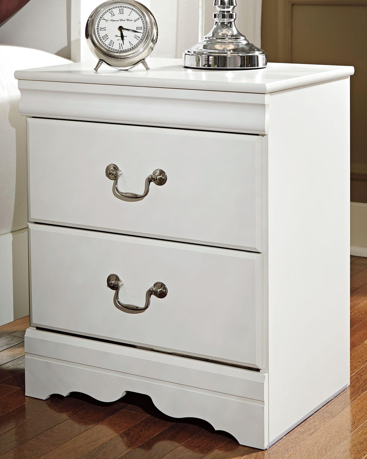 Anarasia Nightstands