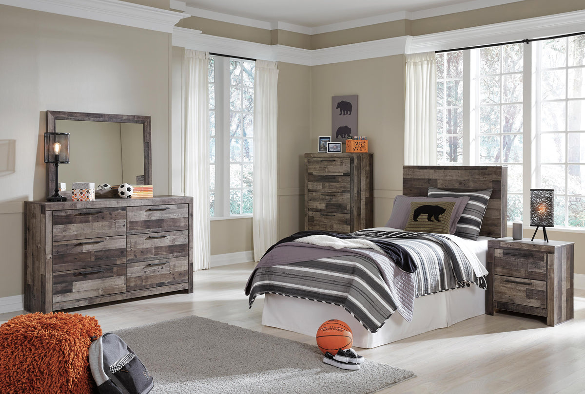 Derekson Bedroom Sets