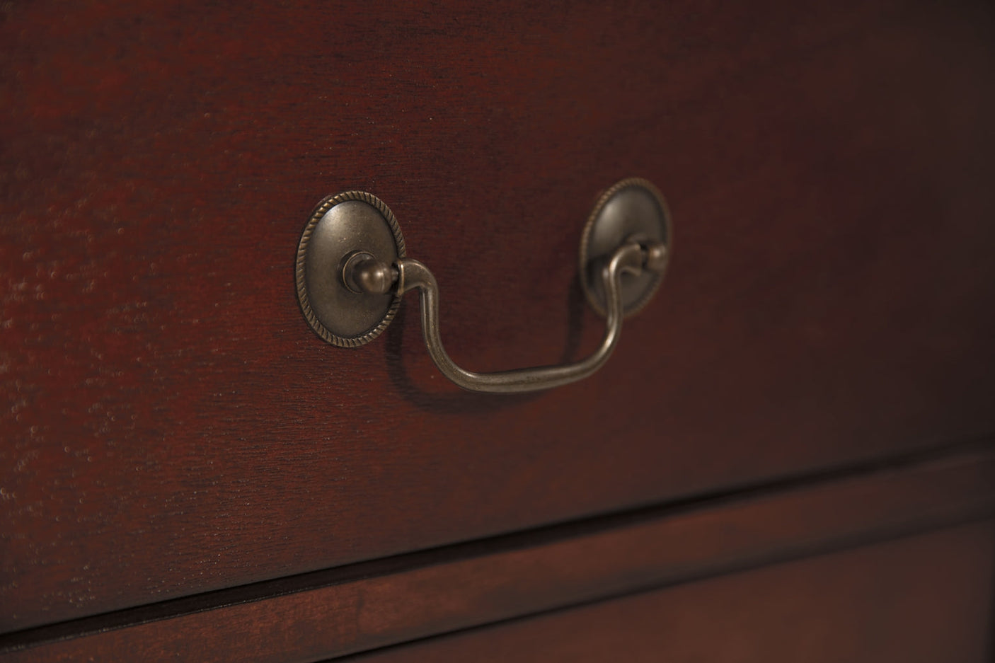 Alisdair Nightstands