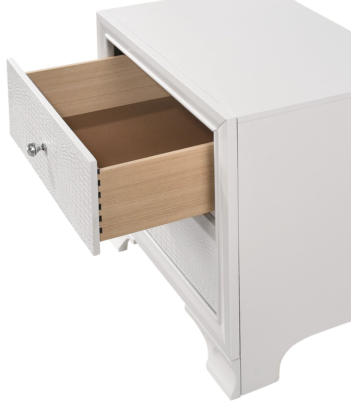 Lyssa Bedroom Collection
