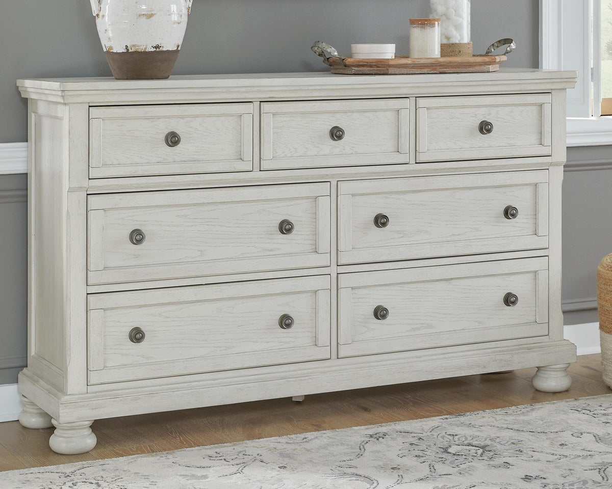 Robbinsdale Dressers