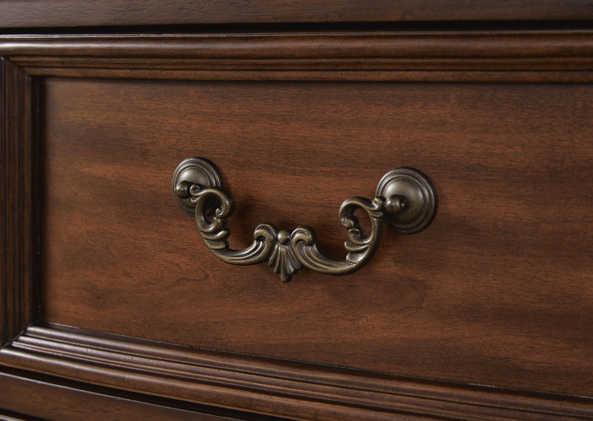 Lavinton Dresser with Mirrors