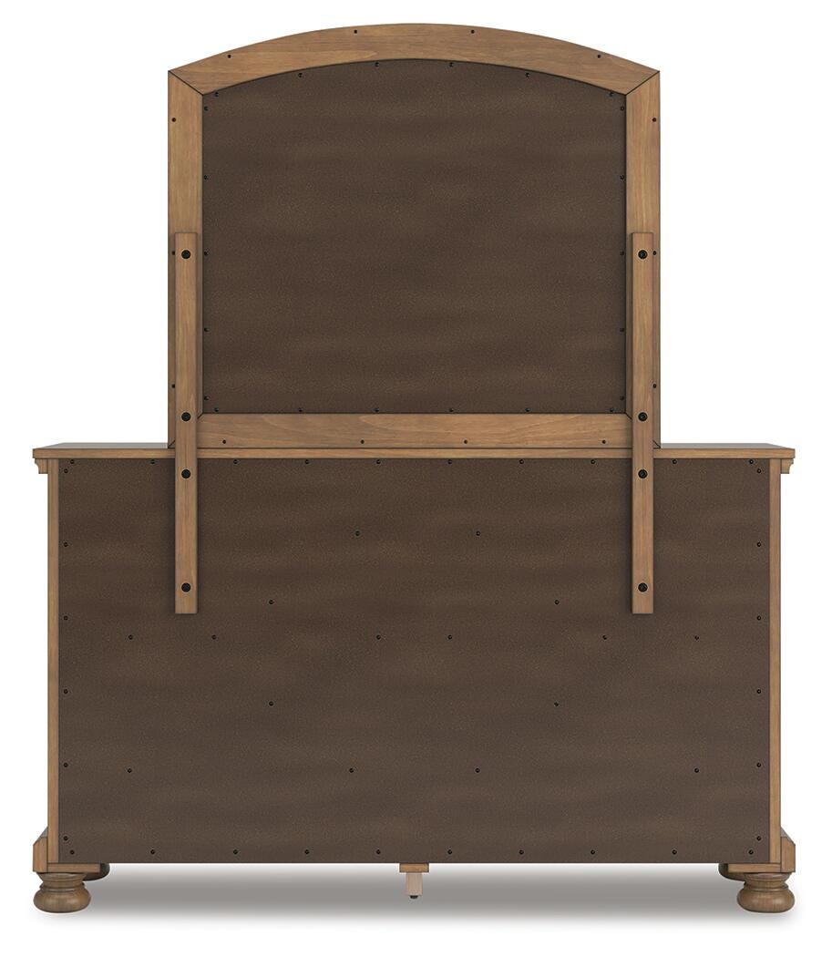 Feddinger Panel Bed Bedroom Set