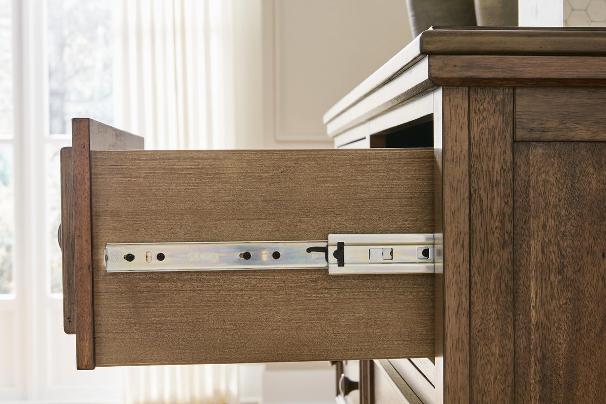 Sturlayne Dressers