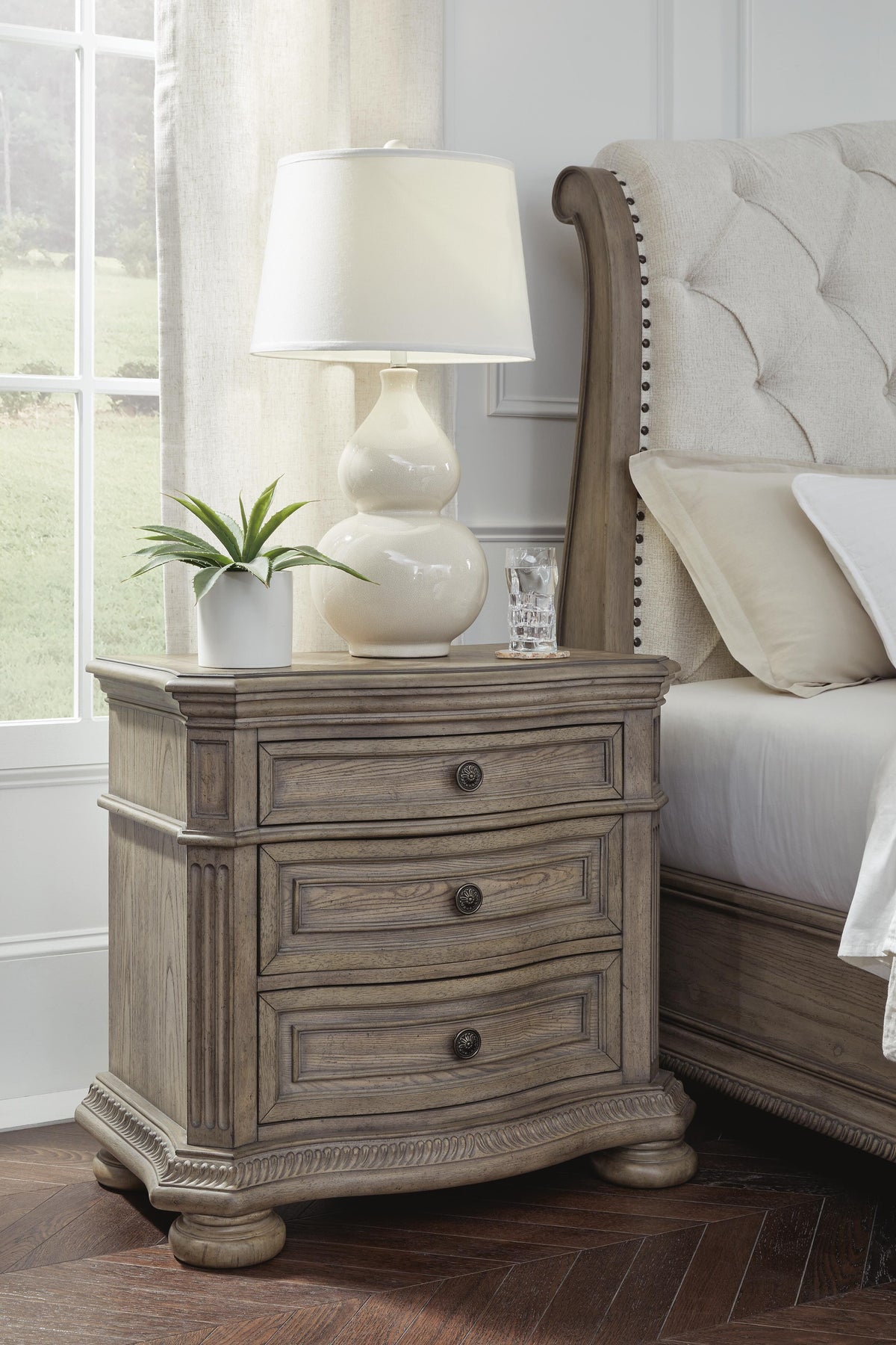 Ardenfield Bedroom Sets