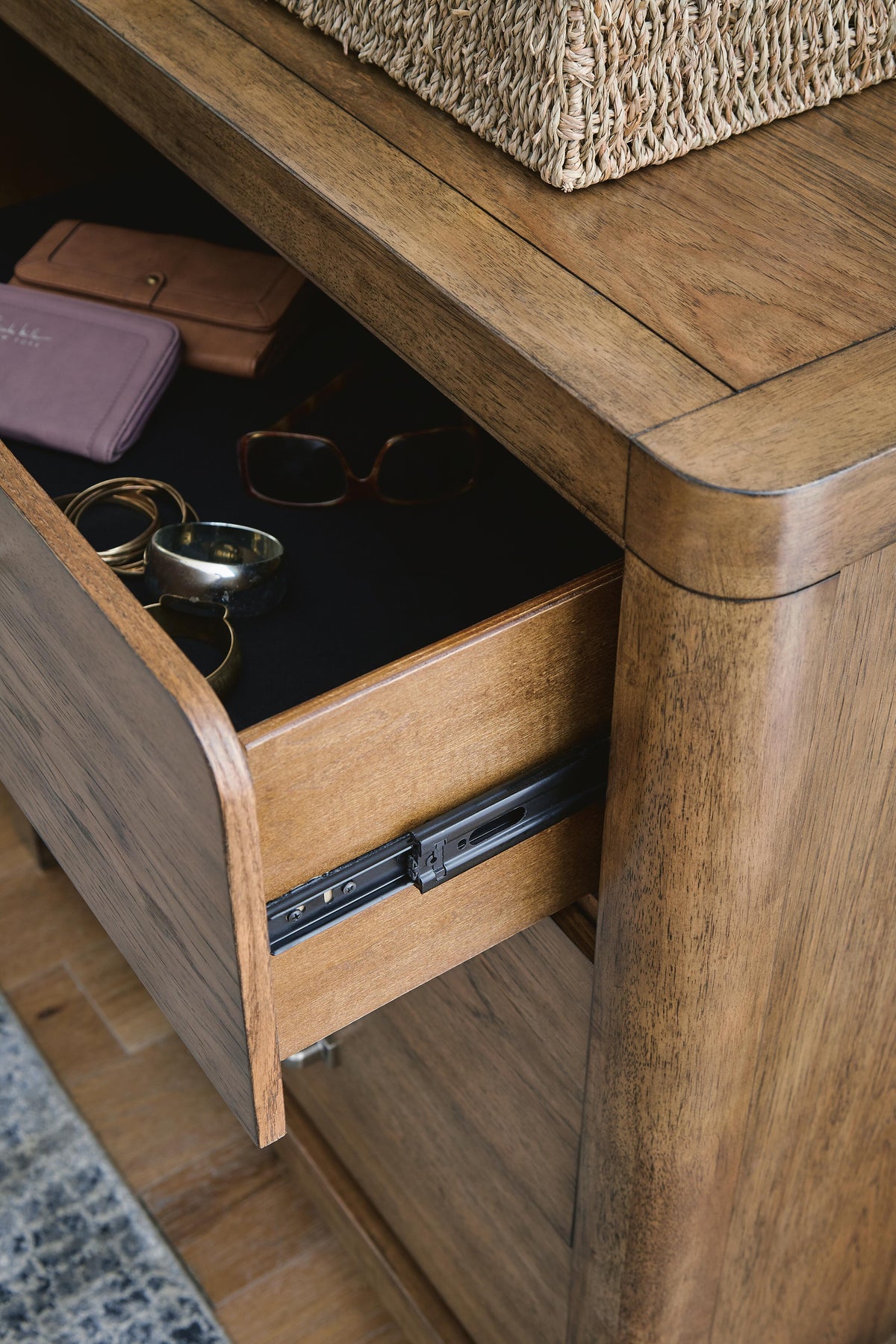 Cabalynn Dressers