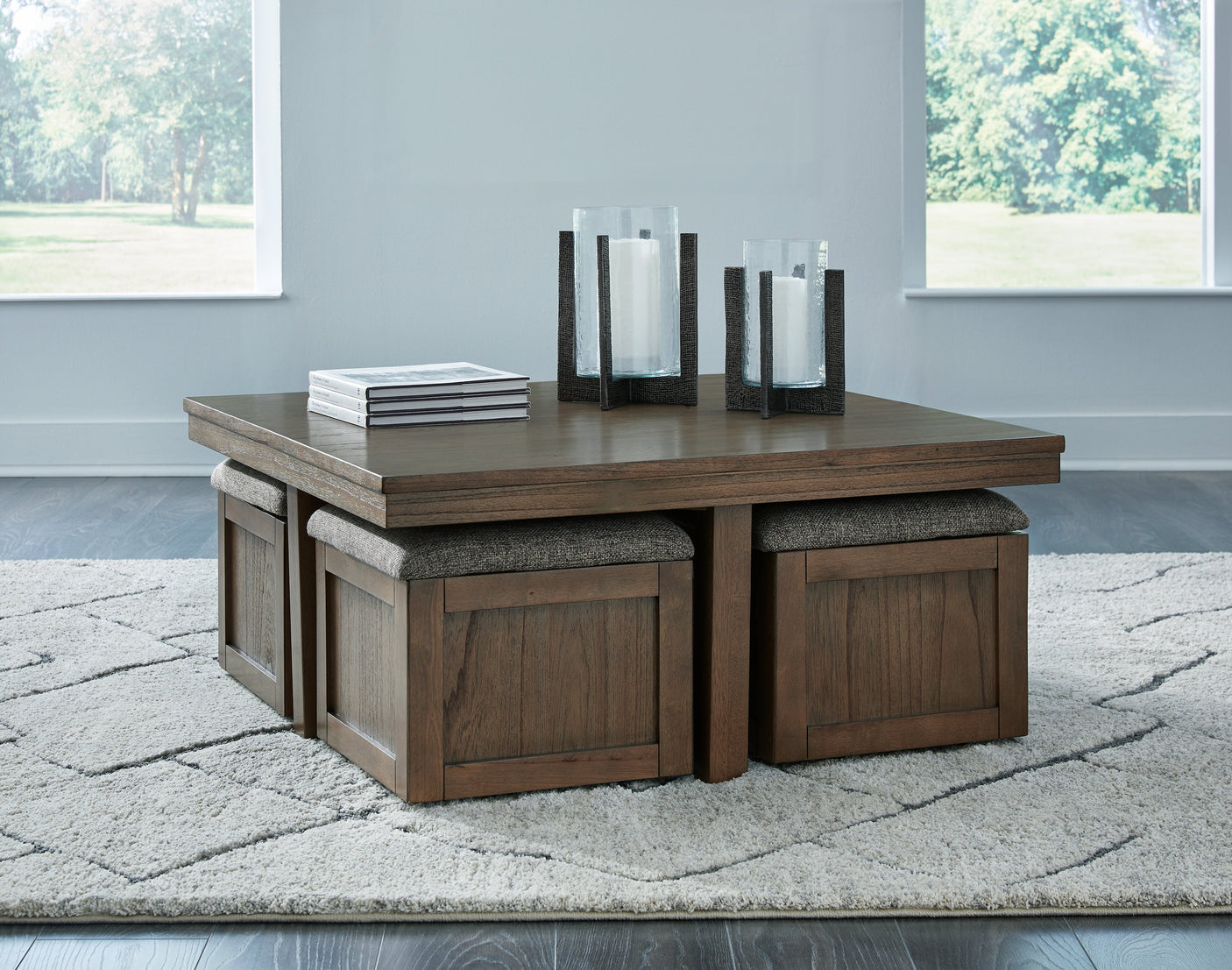 Boarder Coffee Table w/ 4 Stools