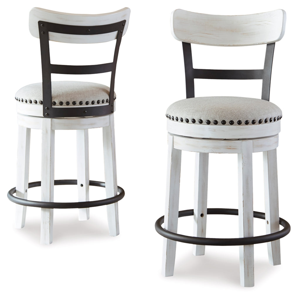 Valebeck Dining Set (Up to 8 Chairs)